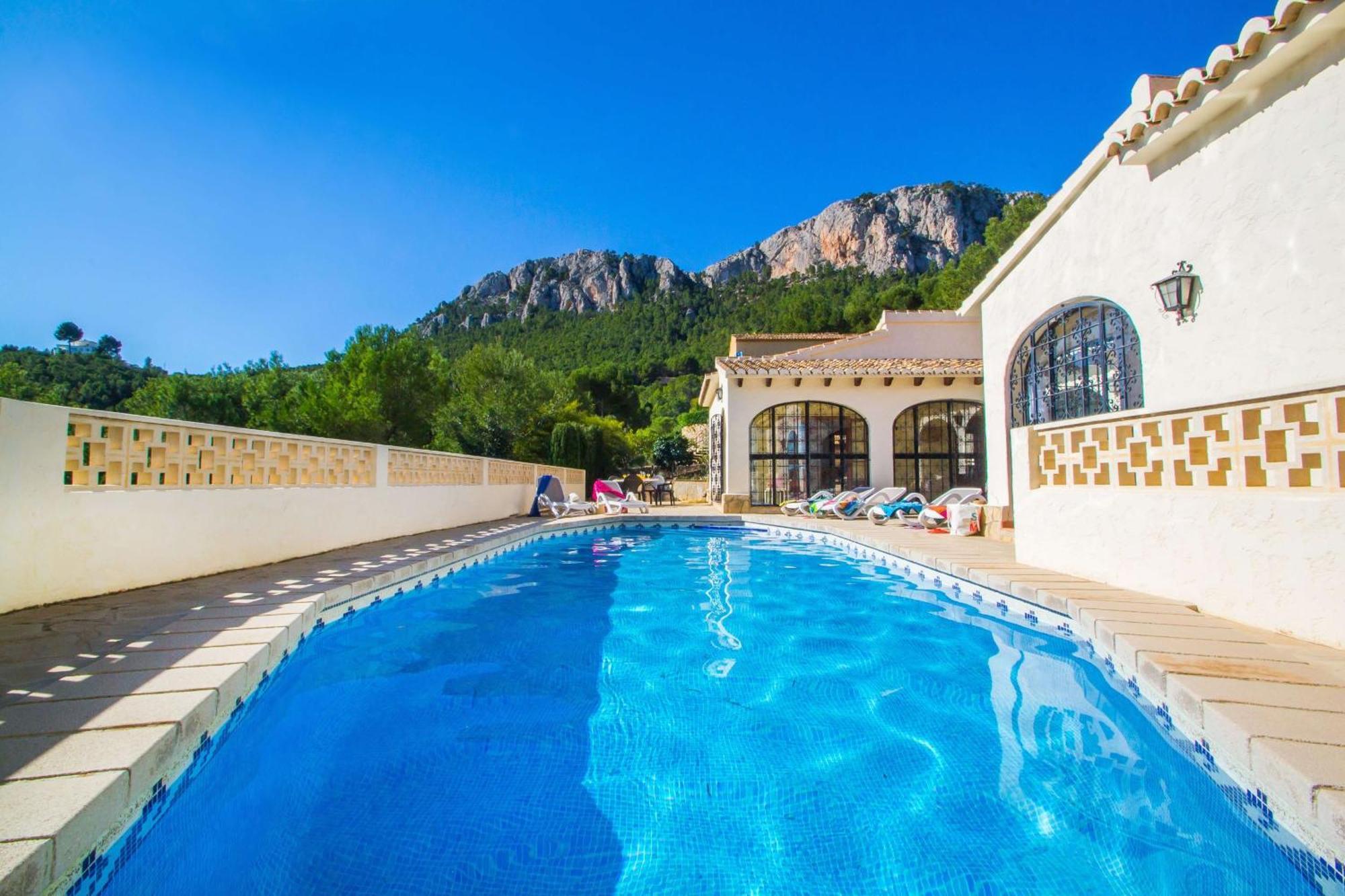 Villa Moskoa - Plusholidays كاليبي المظهر الخارجي الصورة